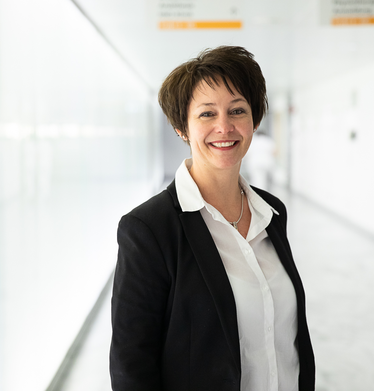 baertschi_cornelia_fotomtina_p1_web