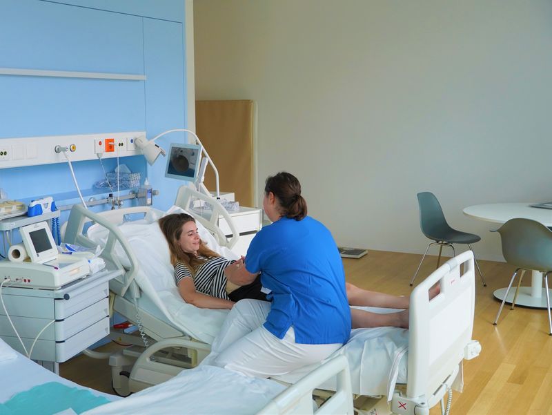 soh_bss_frauenklinik_geburt