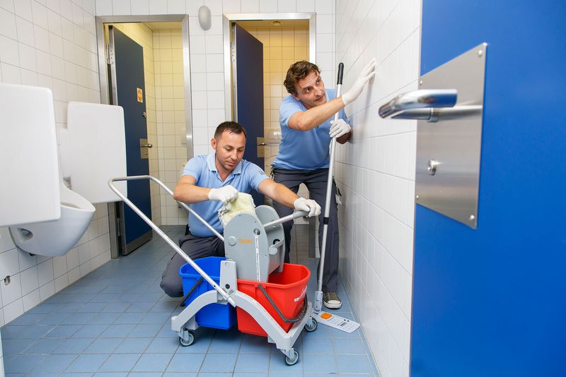 Solothurner Spitäler AG - Gebäudereiniger/in